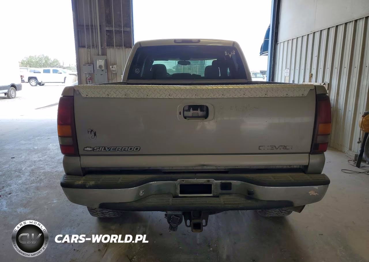 2003 GMC Sierra C2500 Heavy Duty VIN:1GTHC23183F123508 - 6