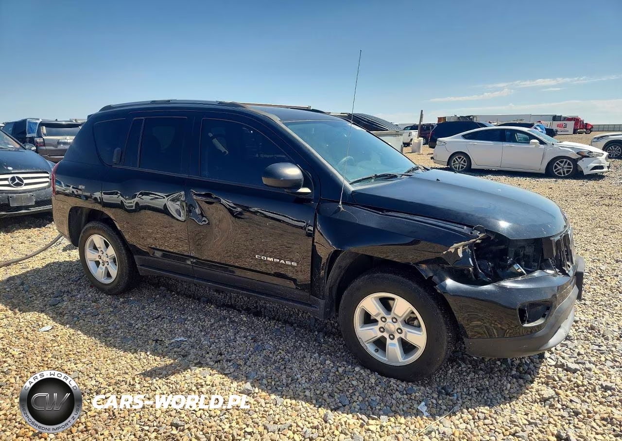 2015 Jeep Compass Sport VIN:1C4NJCBA5FD313606 - 4
