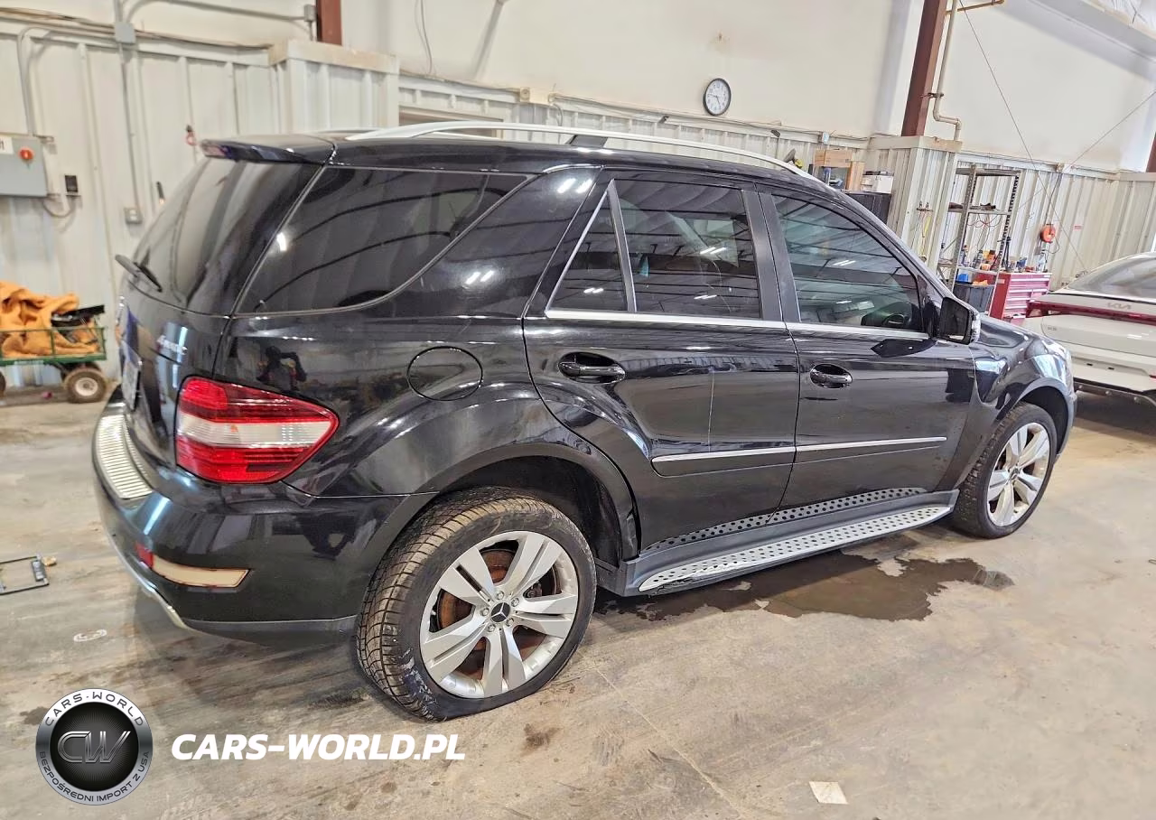 2011 Mercedes-Benz Ml 350 4Matic VIN:4JGBB8GB5BA717012 - 3
