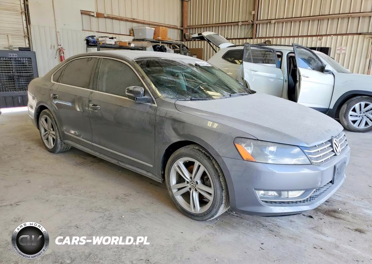 2014 Volkswagen Passat Sel VIN:1VWCN7A34EC045378 - 4