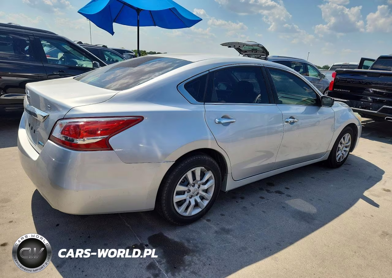 2013 Nissan Altima 2.5 VIN:1N4AL3AP8DC279555 - 3
