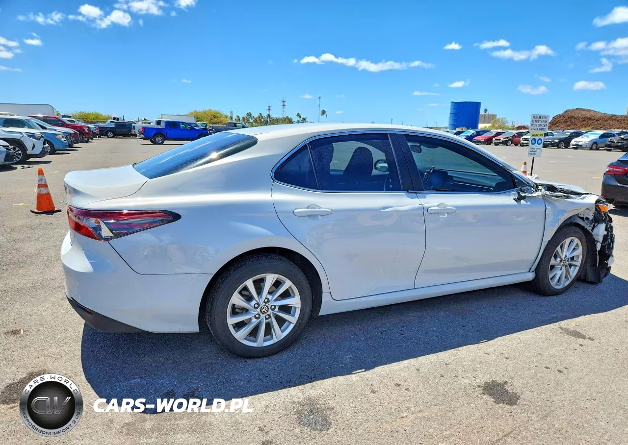 2024 Toyota Camry Le VIN:4T1C11AK8RU259899 - 3