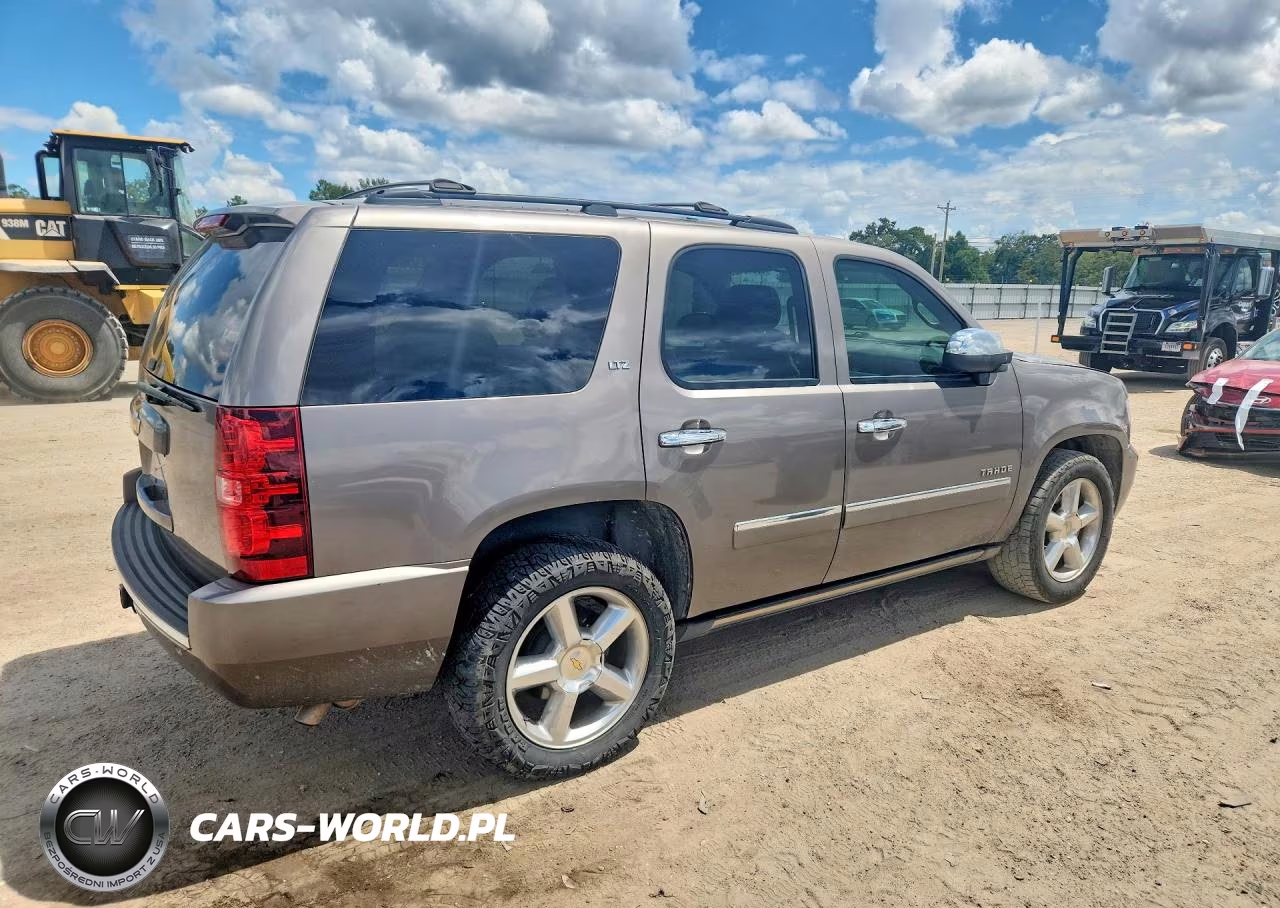 2012 Chevrolet Tahoe C1500 Ltz VIN:1GNSCCE01CR295384 - 3