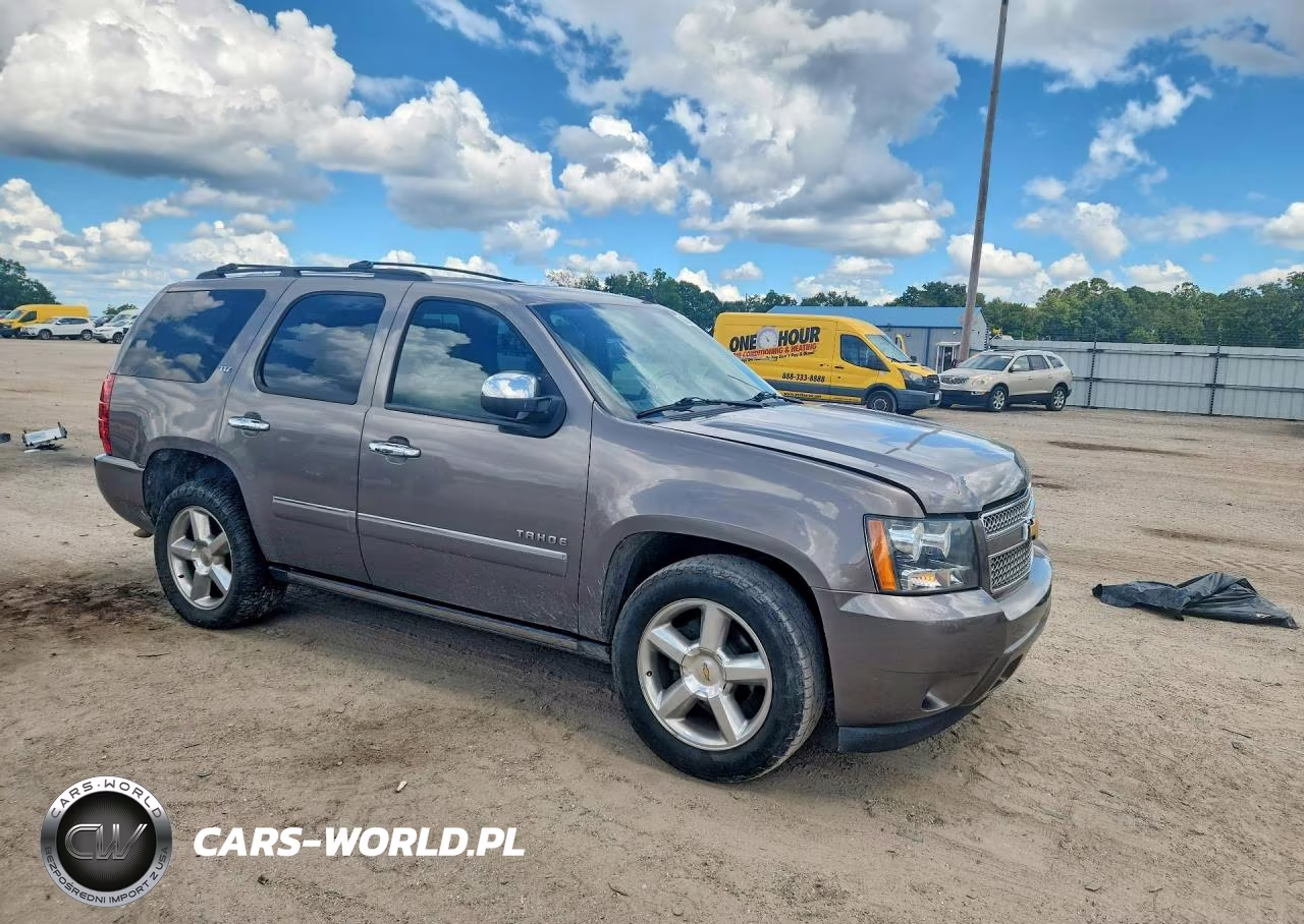 2012 Chevrolet Tahoe C1500 Ltz VIN:1GNSCCE01CR295384 - 4