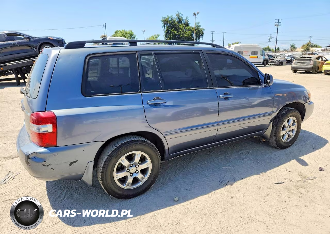 2005 Toyota Highlander Base VIN:JTEDP21A950084337 - 3