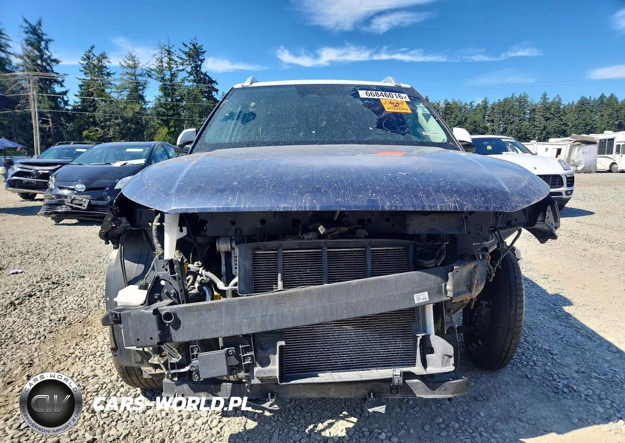 2023 Hyundai Venue Limited VIN:KMHRC8A35PU229942 - 5