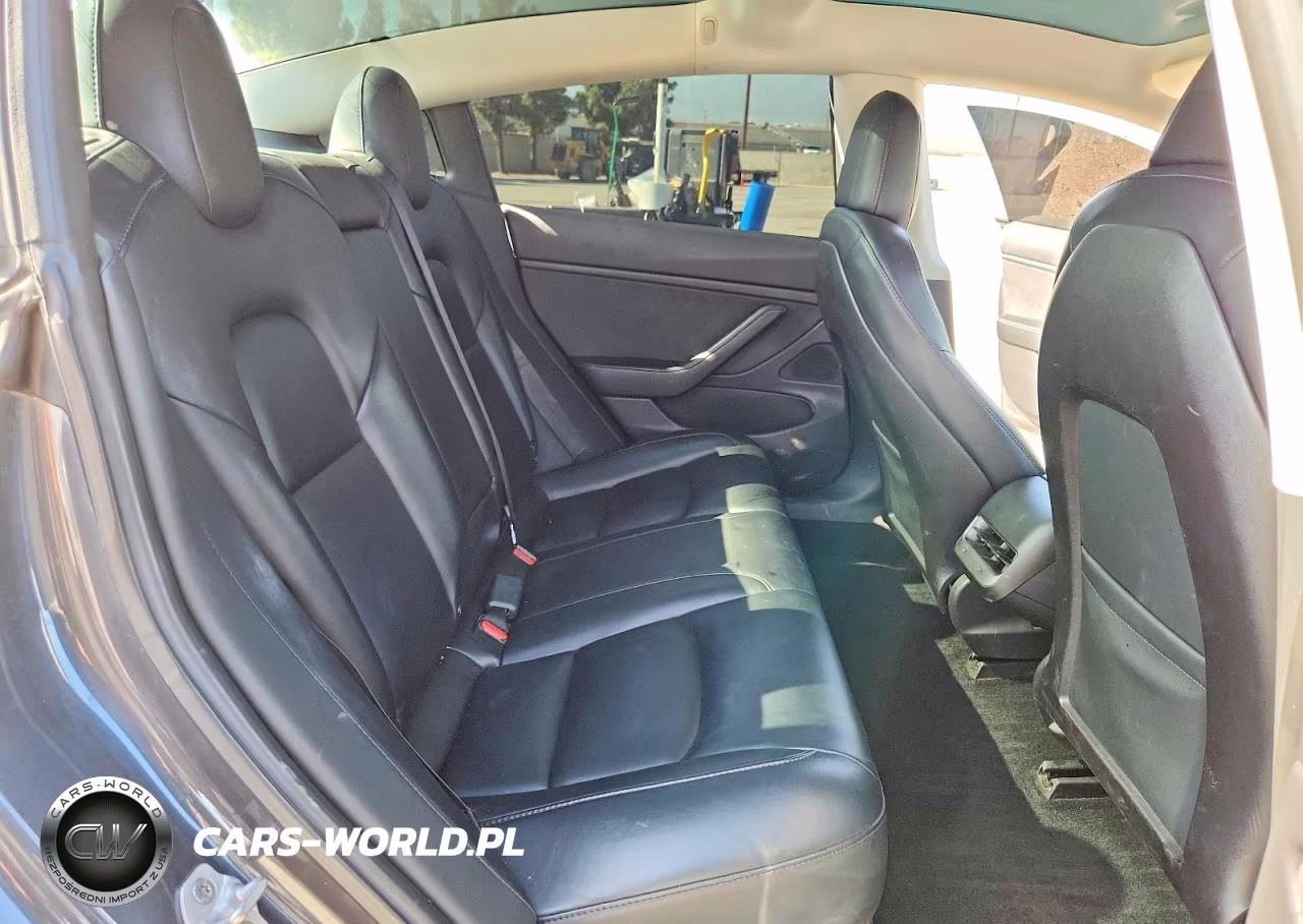 2019 Tesla Model 3 VIN:5YJ3E1EA9KF298641 - 10