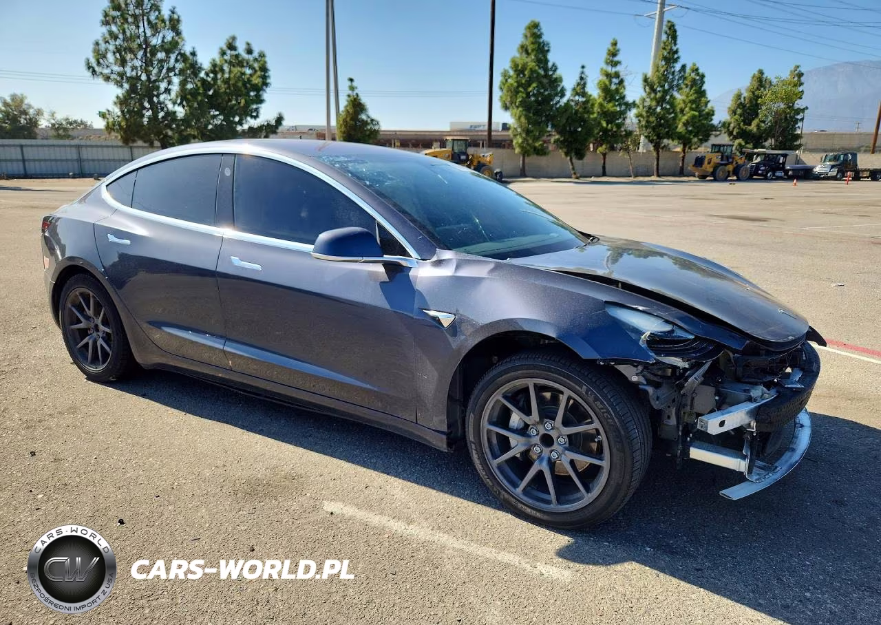 2019 Tesla Model 3 VIN:5YJ3E1EA9KF298641 - 4