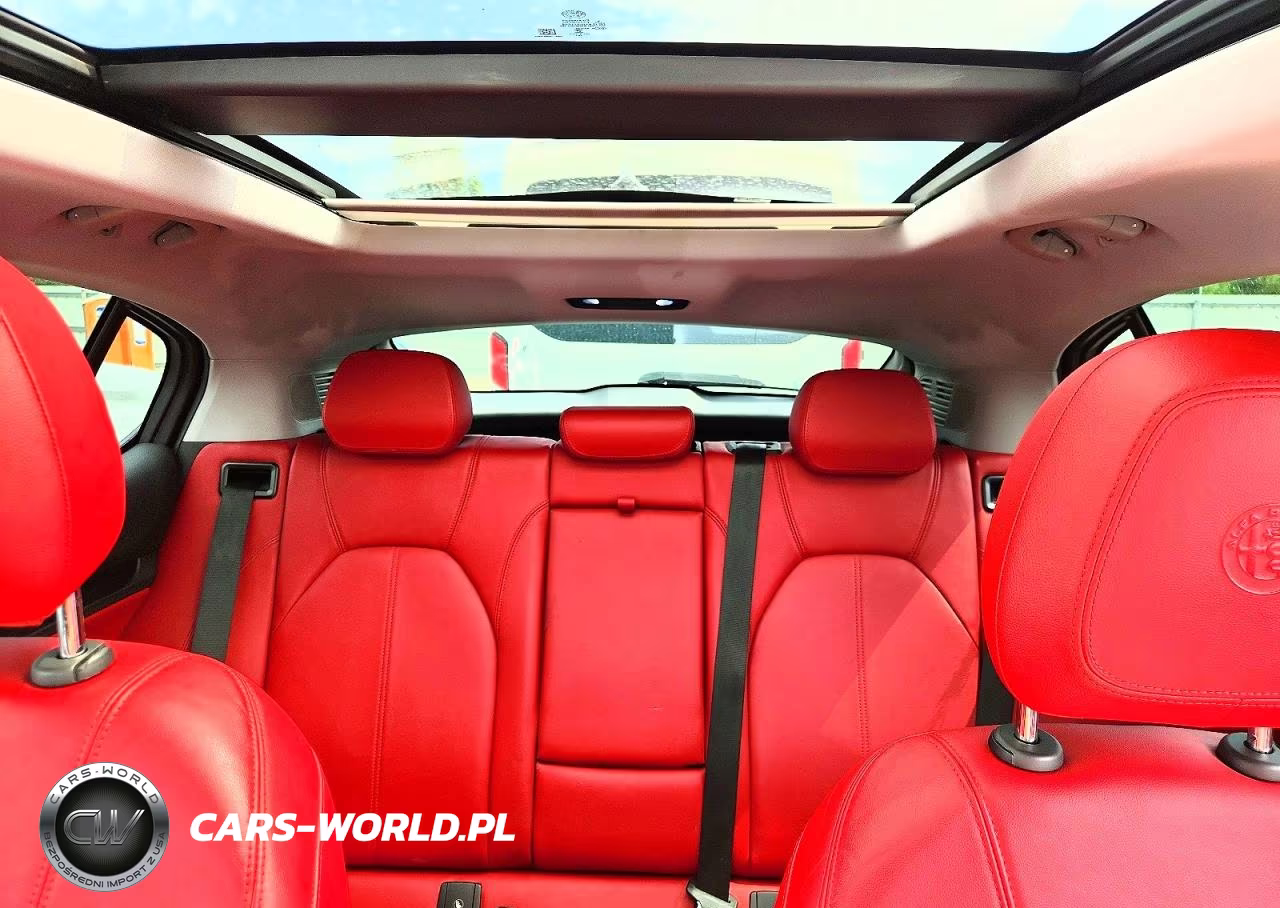 2020 Alfa Romeo Stelvio VIN:ZASPAKAN4L7C86536 - 10