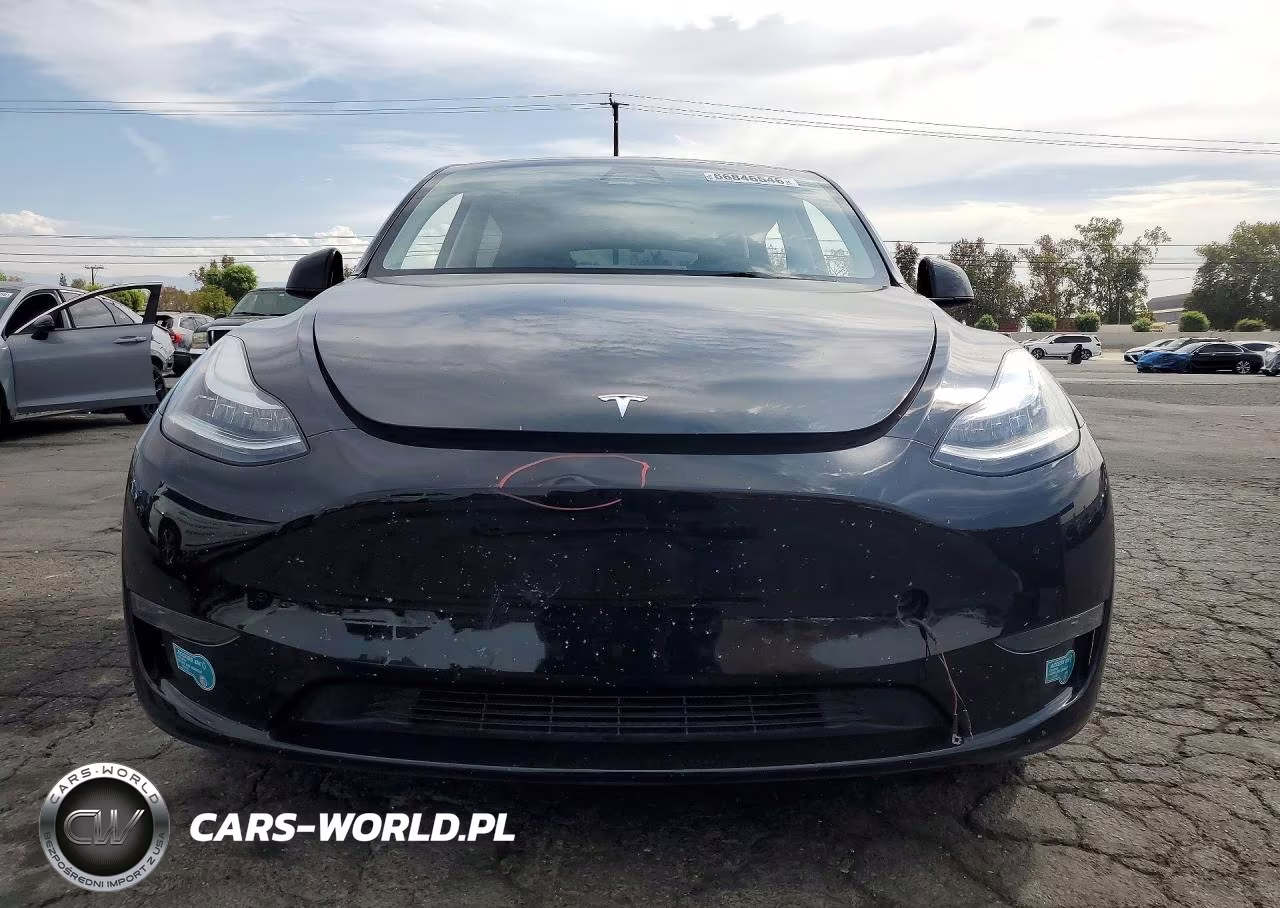2023 Tesla Model Y VIN:7SAYGDEE8PA139346 - 5