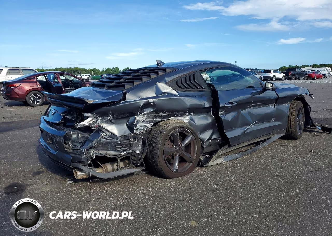 2020 Ford Mustang VIN:1FA6P8TH0L5145560 - 3