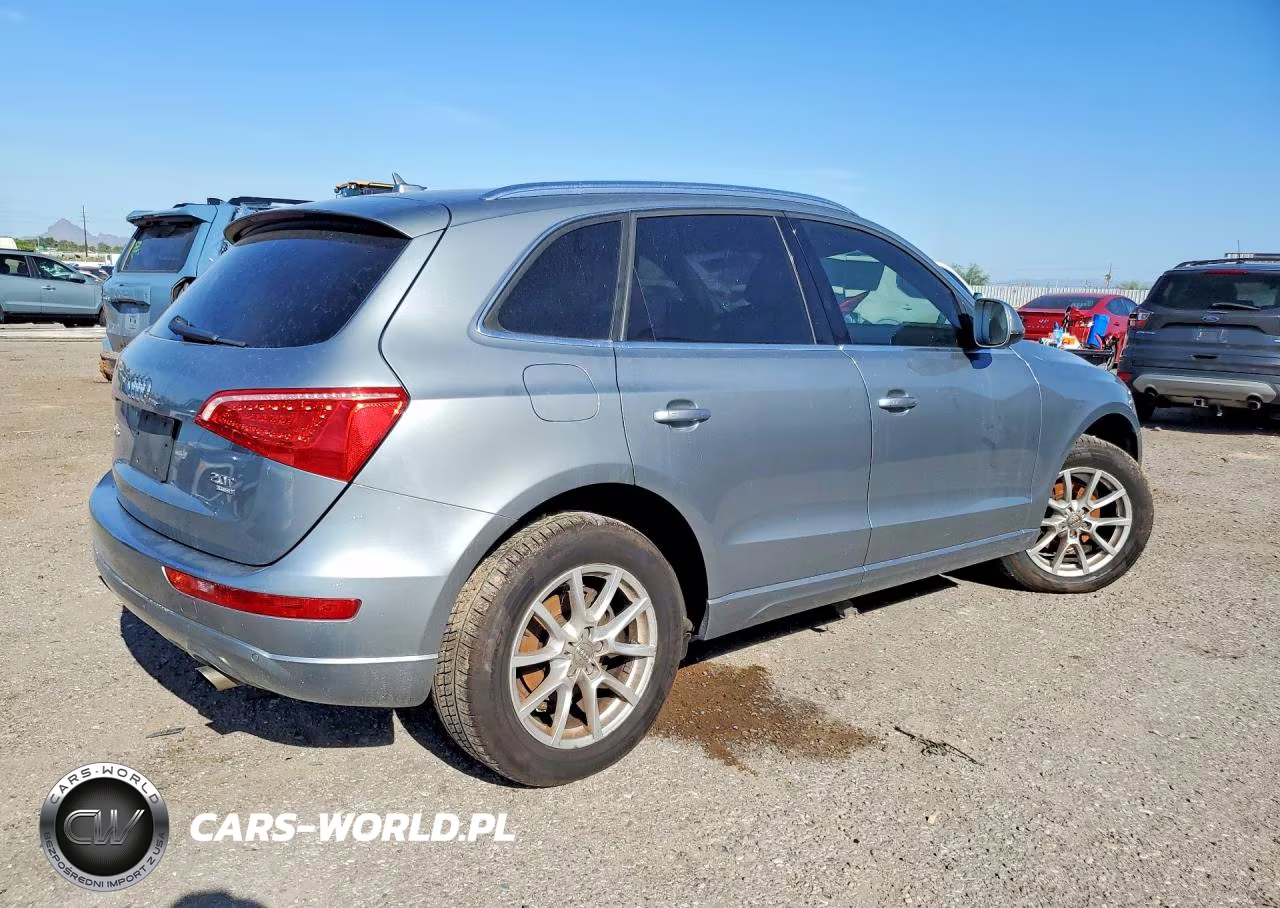 2011 Audi Q5 Premium Plus VIN:WA1LFAFP1BA066070 - 3