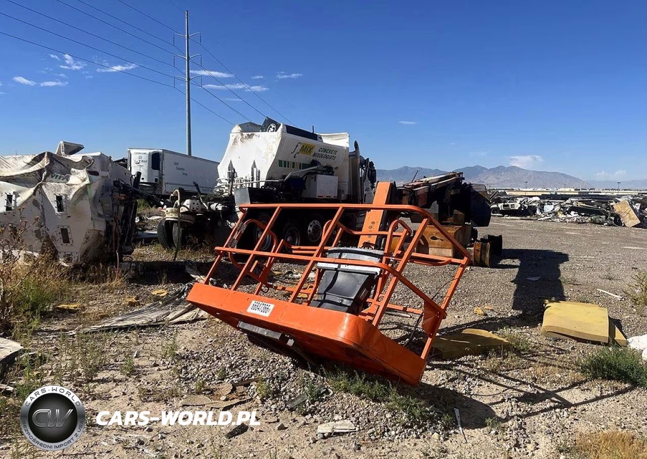 2013 Jlg 660Sj VIN:0300176449 - 2