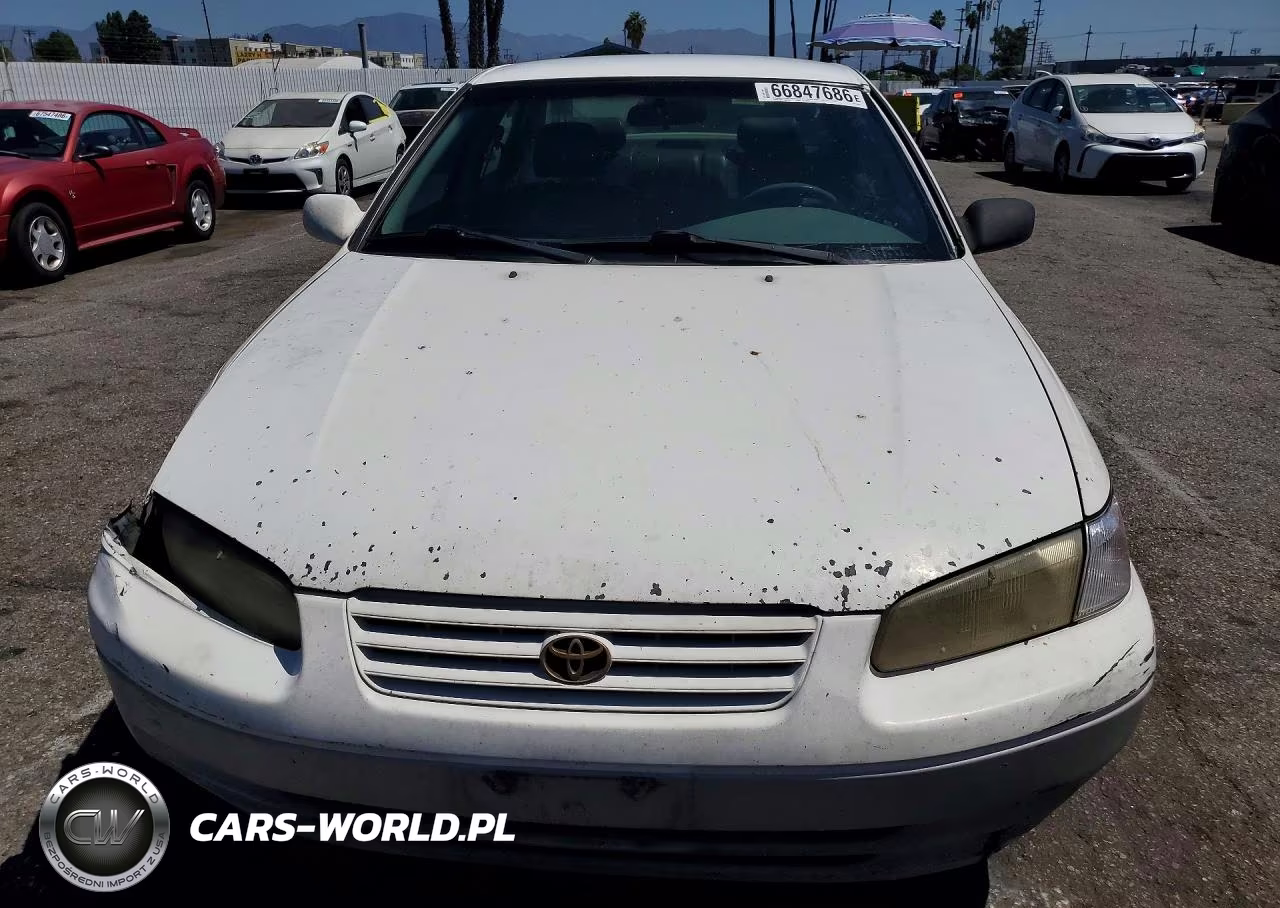 1998 Toyota Camry Le VIN:4T1BG22K4WU858762 - 5