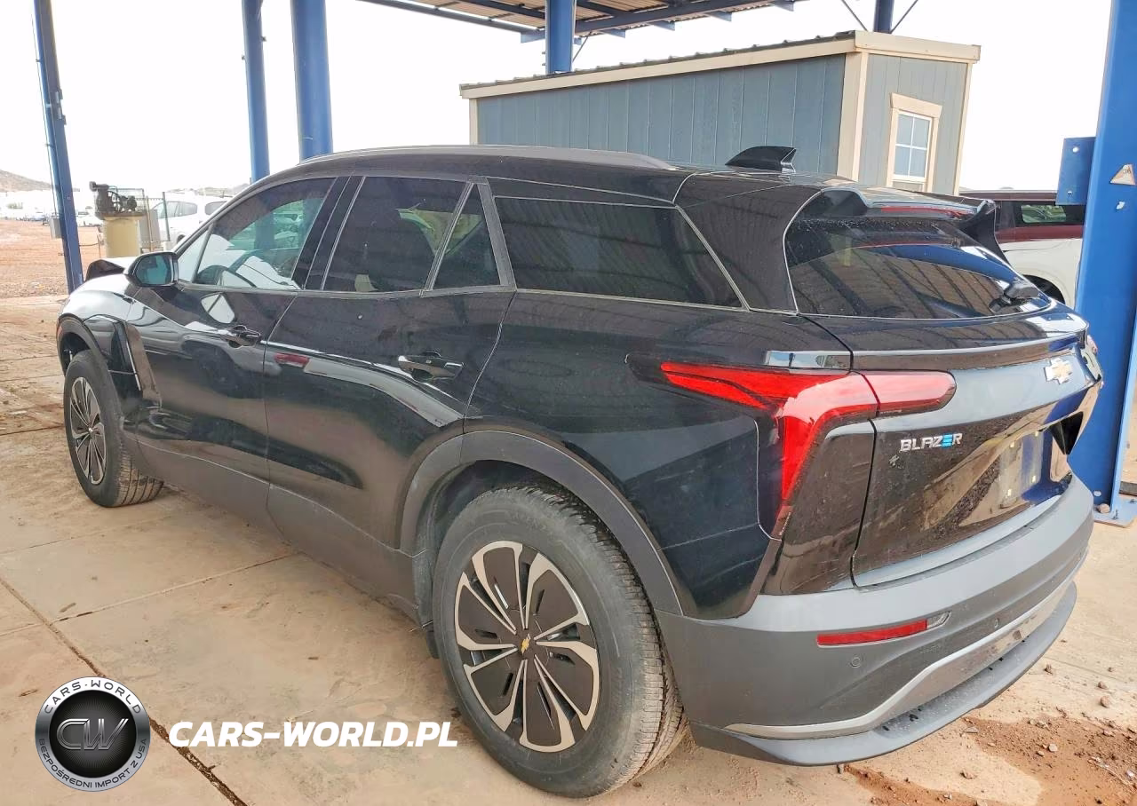 2024 Chevrolet Blazer 2Lt VIN:3GNKDBRJ2RS262099 - 2