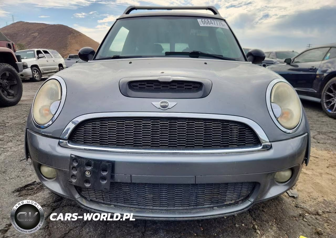 2009 Mini Cooper S Clubman VIN:WMWMM33599TP92382 - 5