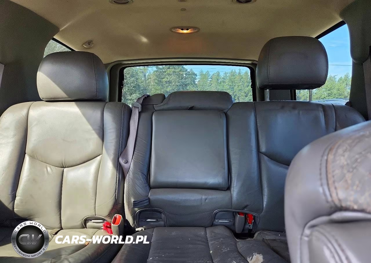 2004 Chevrolet Tahoe K1500 VIN:1GNEK13Z64J143557 - 10