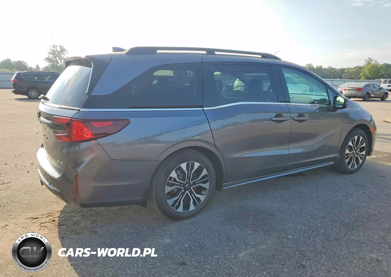 2026 Honda Odyssey Elite VIN:5FNRL6H91TB064915 - 3