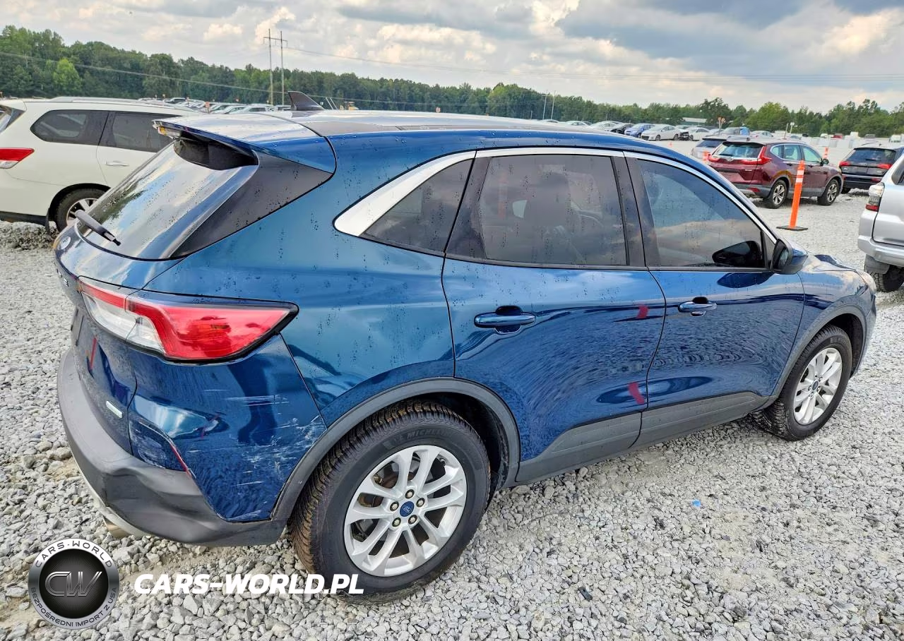 2020 Ford Escape Se VIN:1FMCU0G64LUB98361 - 3