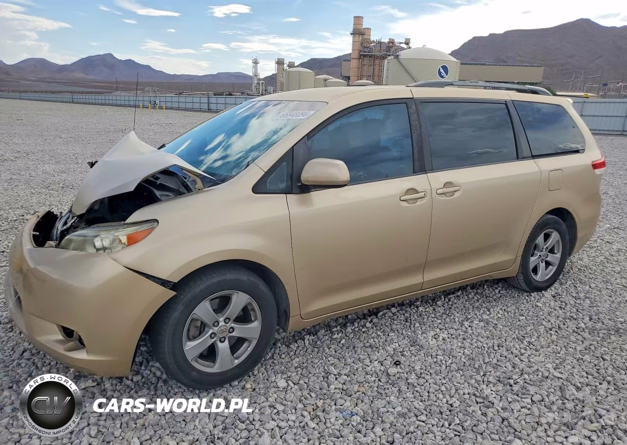 2012 Toyota Sienna Le