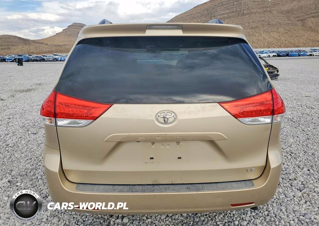 2012 Toyota Sienna Le VIN:5TDKK3DC2CS242072 - 6