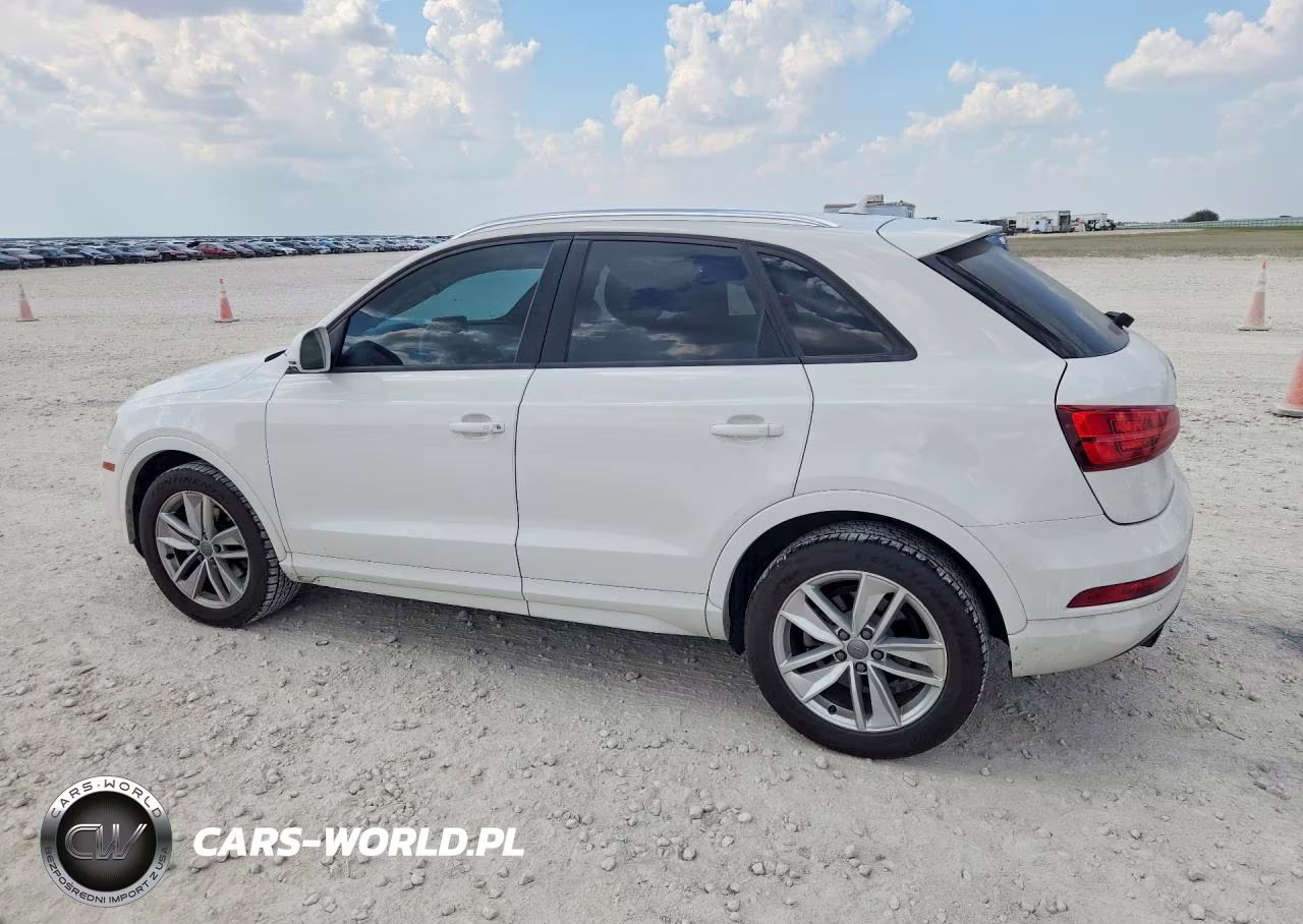 2017 Audi Q3 Premium VIN:WA1BCCFS2HR008919 - 2