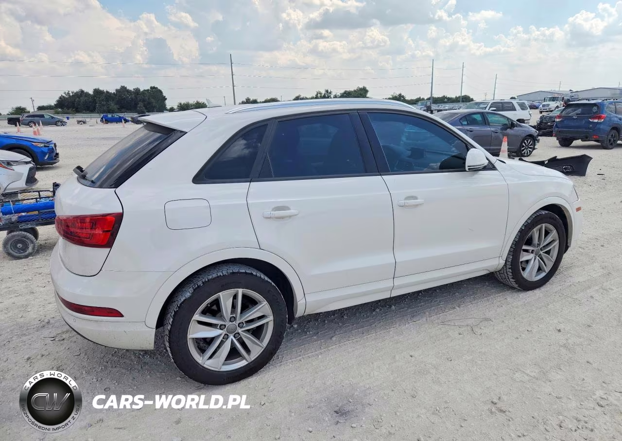 2017 Audi Q3 Premium VIN:WA1BCCFS2HR008919 - 3