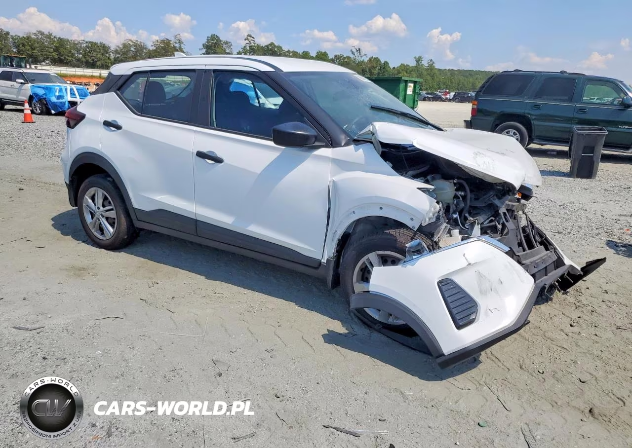 2024 Nissan Kicks S VIN:3N1CP5BVXRL498872 - 4