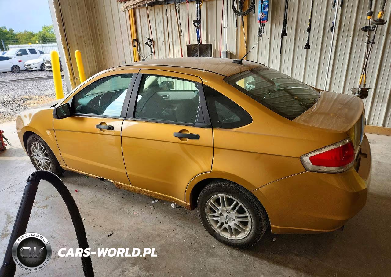 2009 Ford Focus Se VIN:1FAHP35N49W105564 - 2