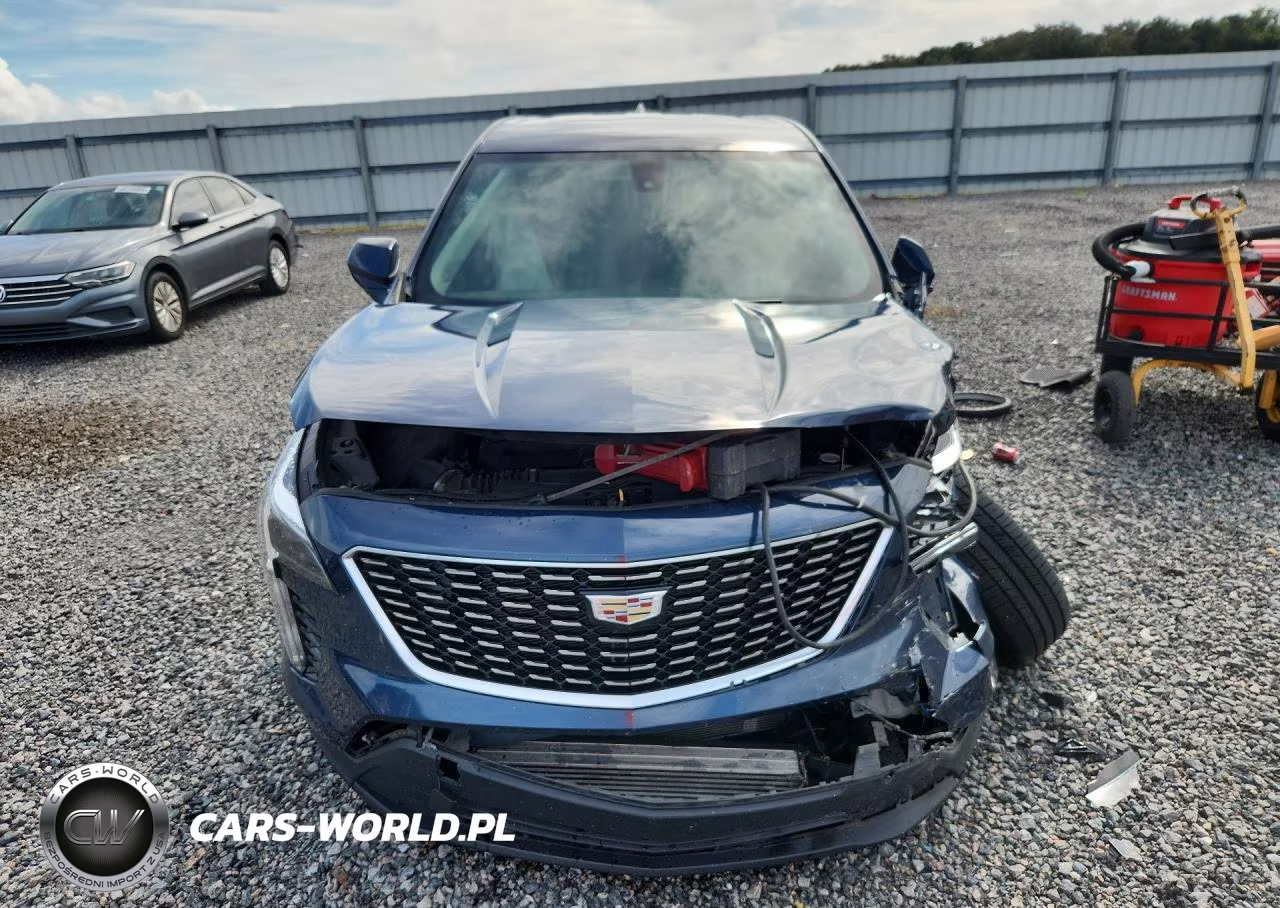 2019 Cadillac Xt4 Luxury VIN:1GYFZBR47KF217296 - 5