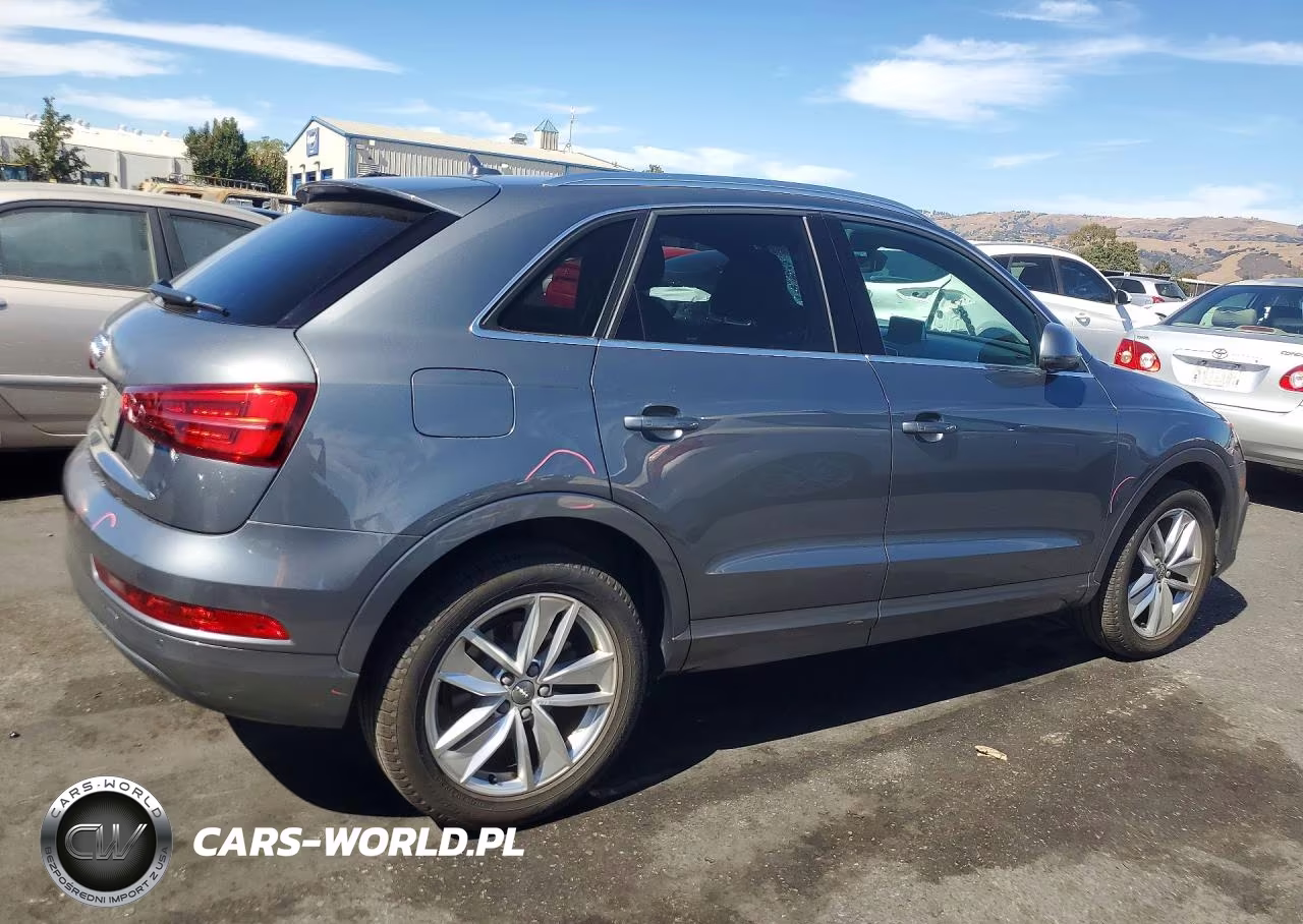 2016 Audi Q3 Premium Plus VIN:WA1BFCFS7GR013670 - 3