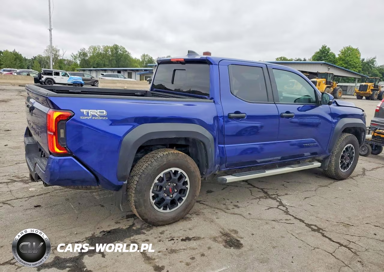 2024 Toyota Tacoma Trd Off-Road VIN:3TMLB5JN5RM064236 - 3