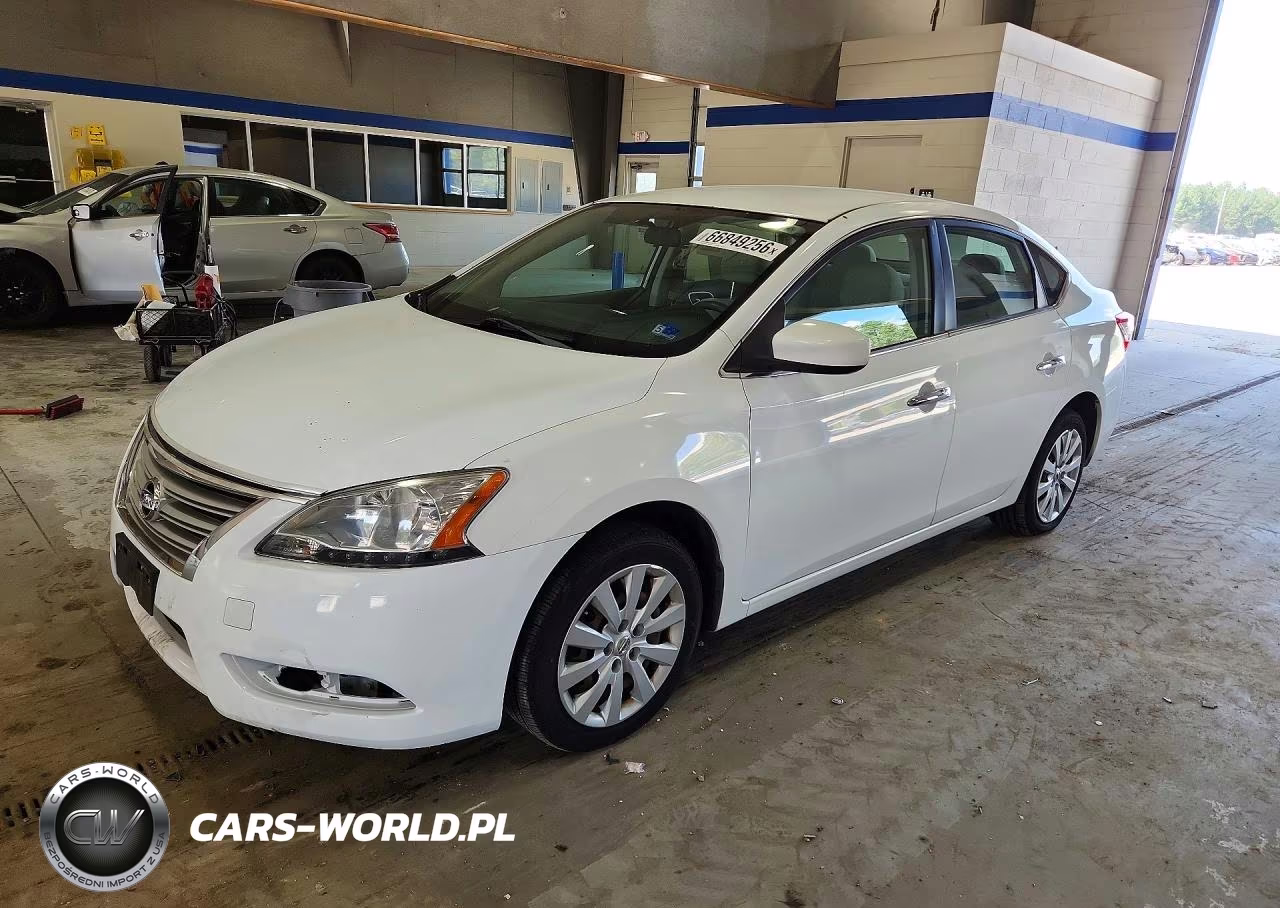 2015 Nissan Sentra S – zdjęcie 1 z 12