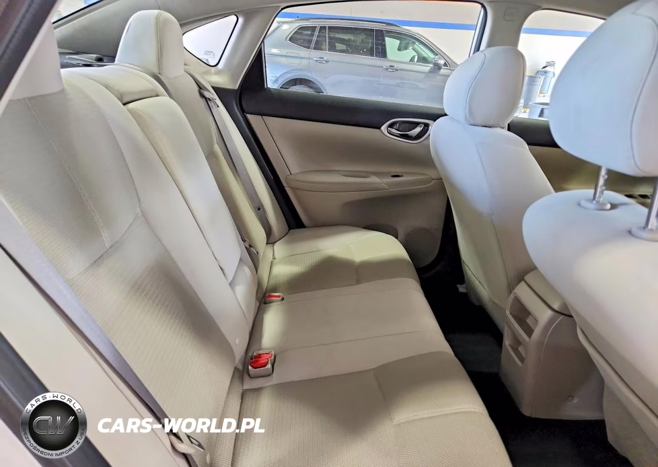 2015 Nissan Sentra S VIN:3N1AB7AP0FY335621 - 10