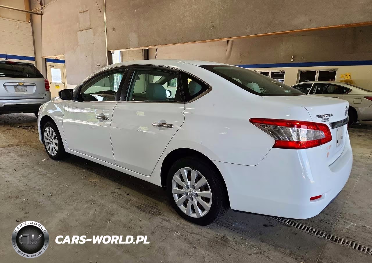 2015 Nissan Sentra S VIN:3N1AB7AP0FY335621 - 2