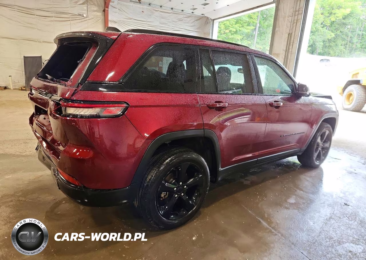 2023 Jeep Grand Cherokee Laredo VIN:1C4RJHAG5PC619846 - 3