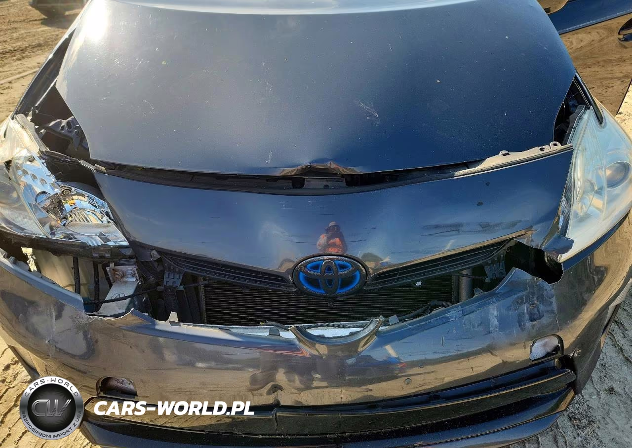 2012 Toyota Prius Two VIN:JTDKN3DU4C1496007 - 11
