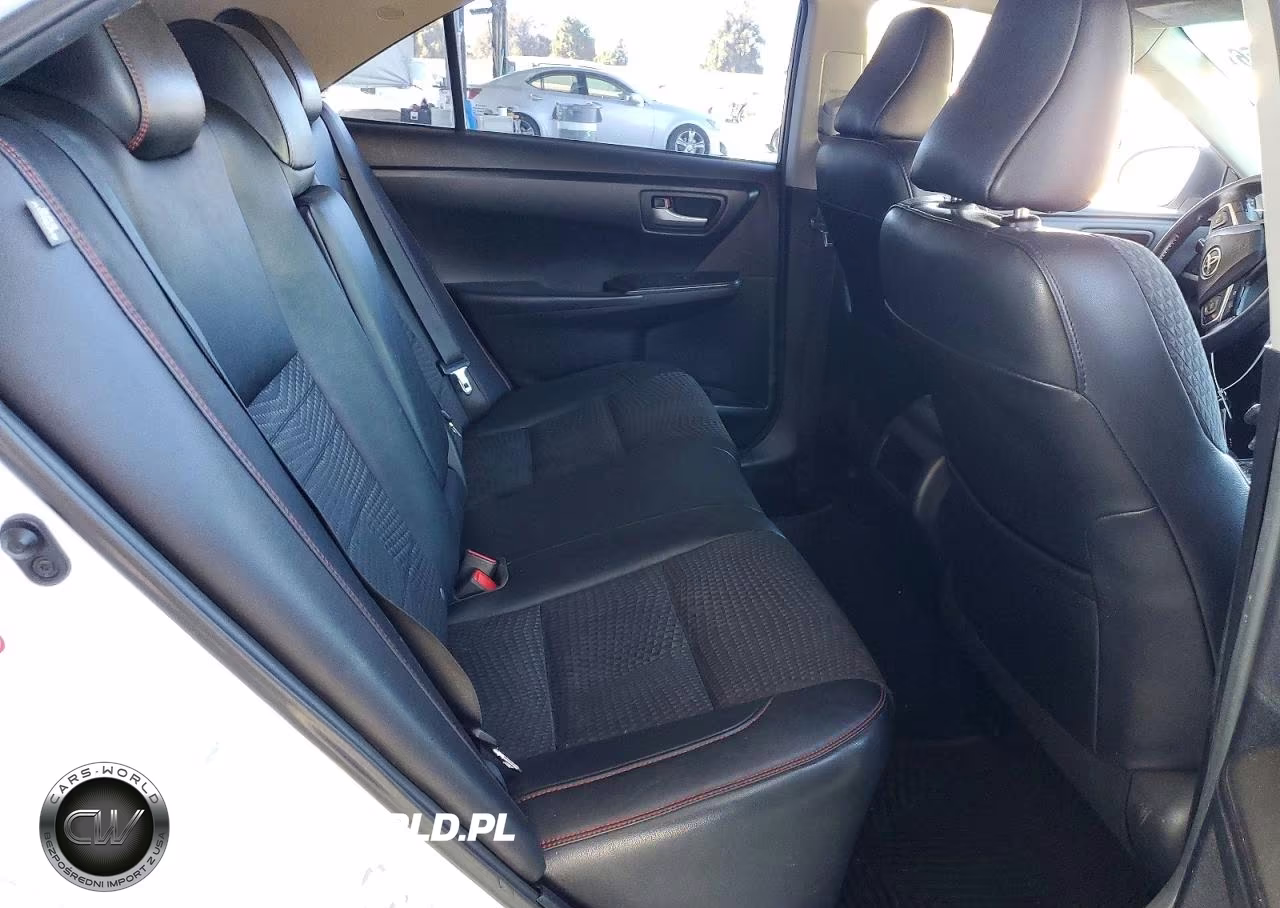 2015 Toyota Camry Se VIN:4T1BF1FK0FU042784 - 10
