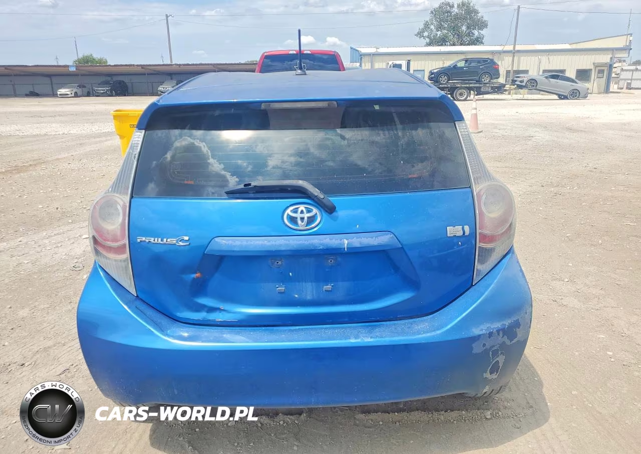 2012 Toyota Prius C Two VIN:JTDKDTB35C1520649 - 6