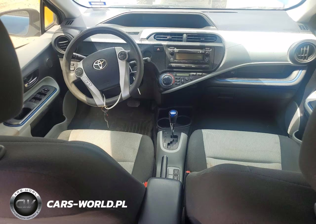 2012 Toyota Prius C Two VIN:JTDKDTB35C1520649 - 8