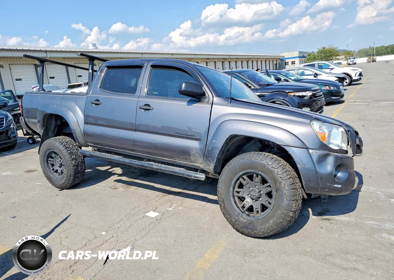 2011 Toyota Tacoma V6 VIN:5TFLU4EN6BX021894 - 4