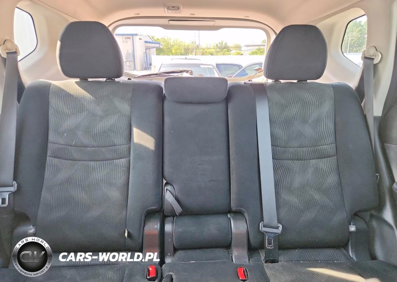 2015 Nissan Rogue S VIN:5N1AT2MV8FC885337 - 10