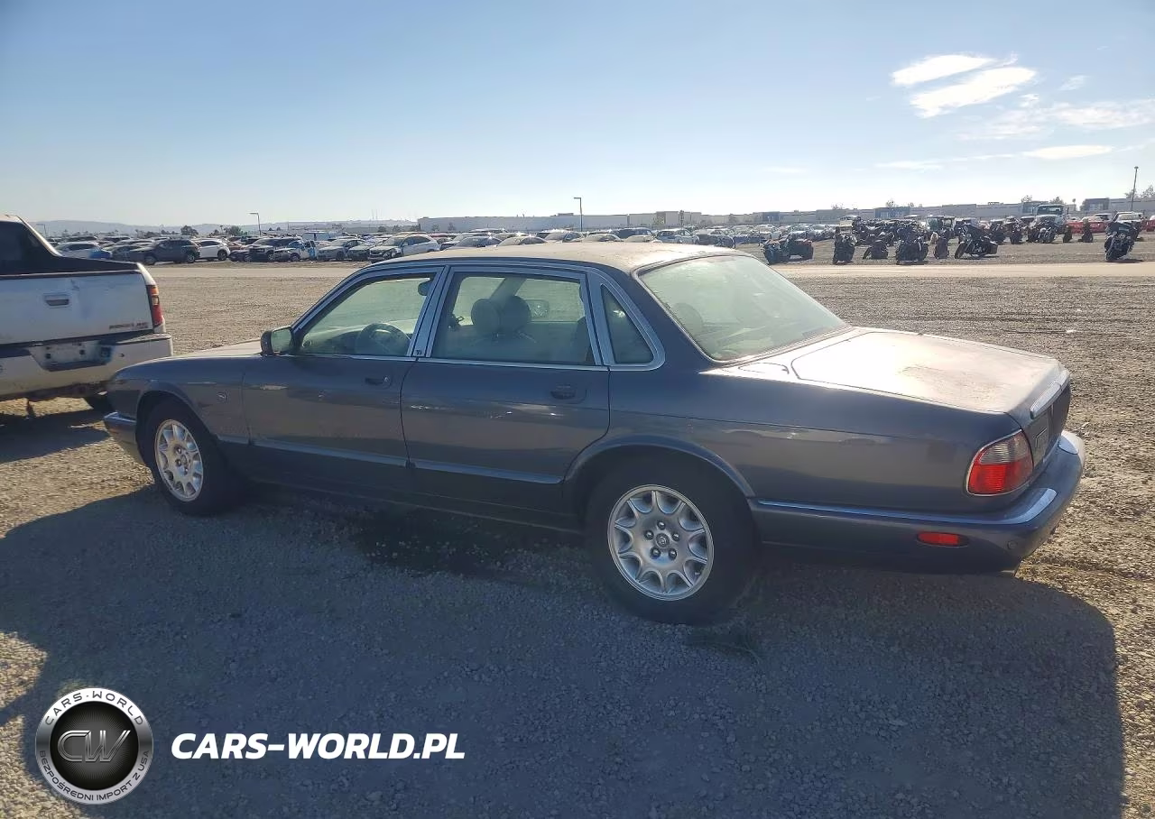 2001 Jaguar Xj8 VIN:SAJDA14C71LF28390 - 2