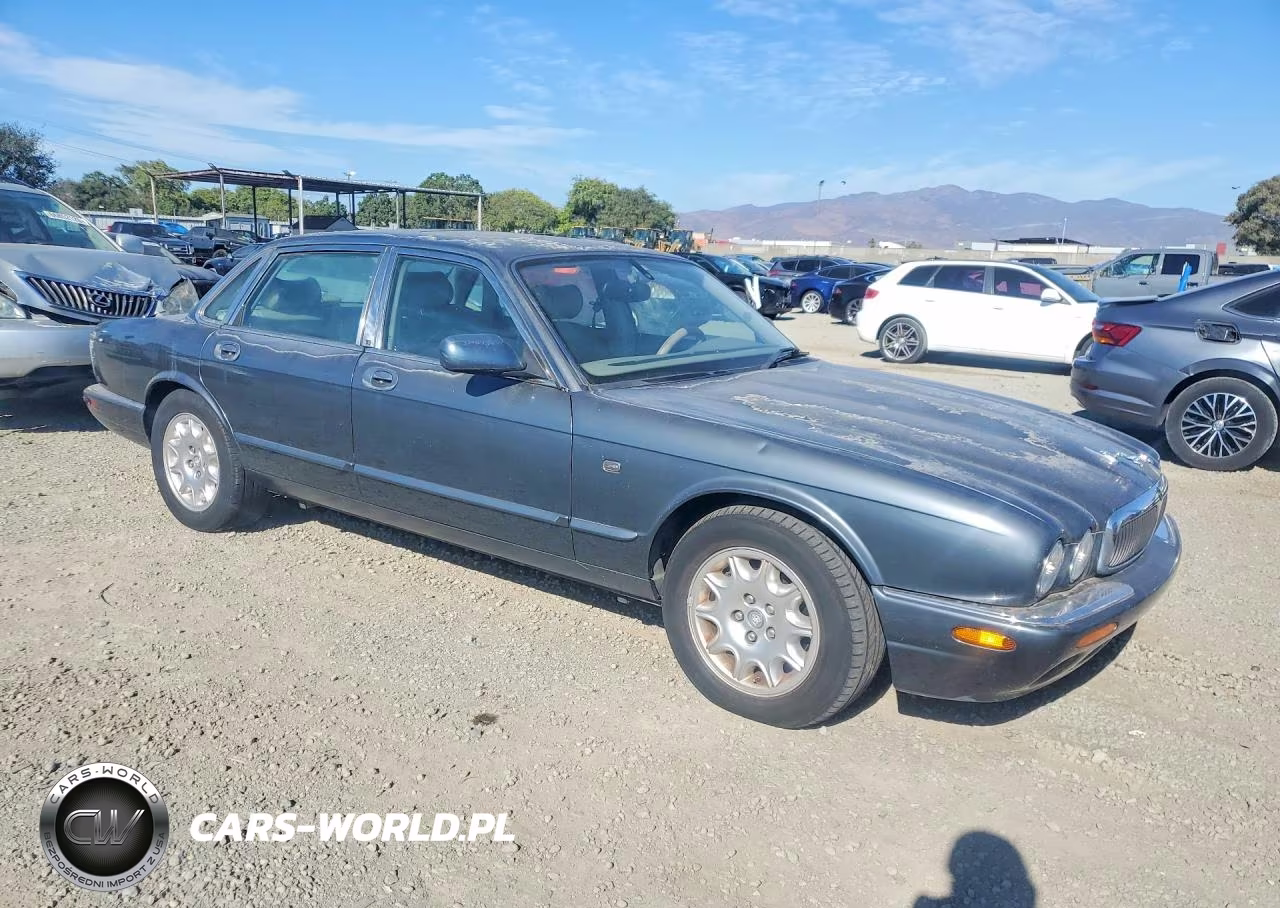 2001 Jaguar Xj8 VIN:SAJDA14C71LF28390 - 4