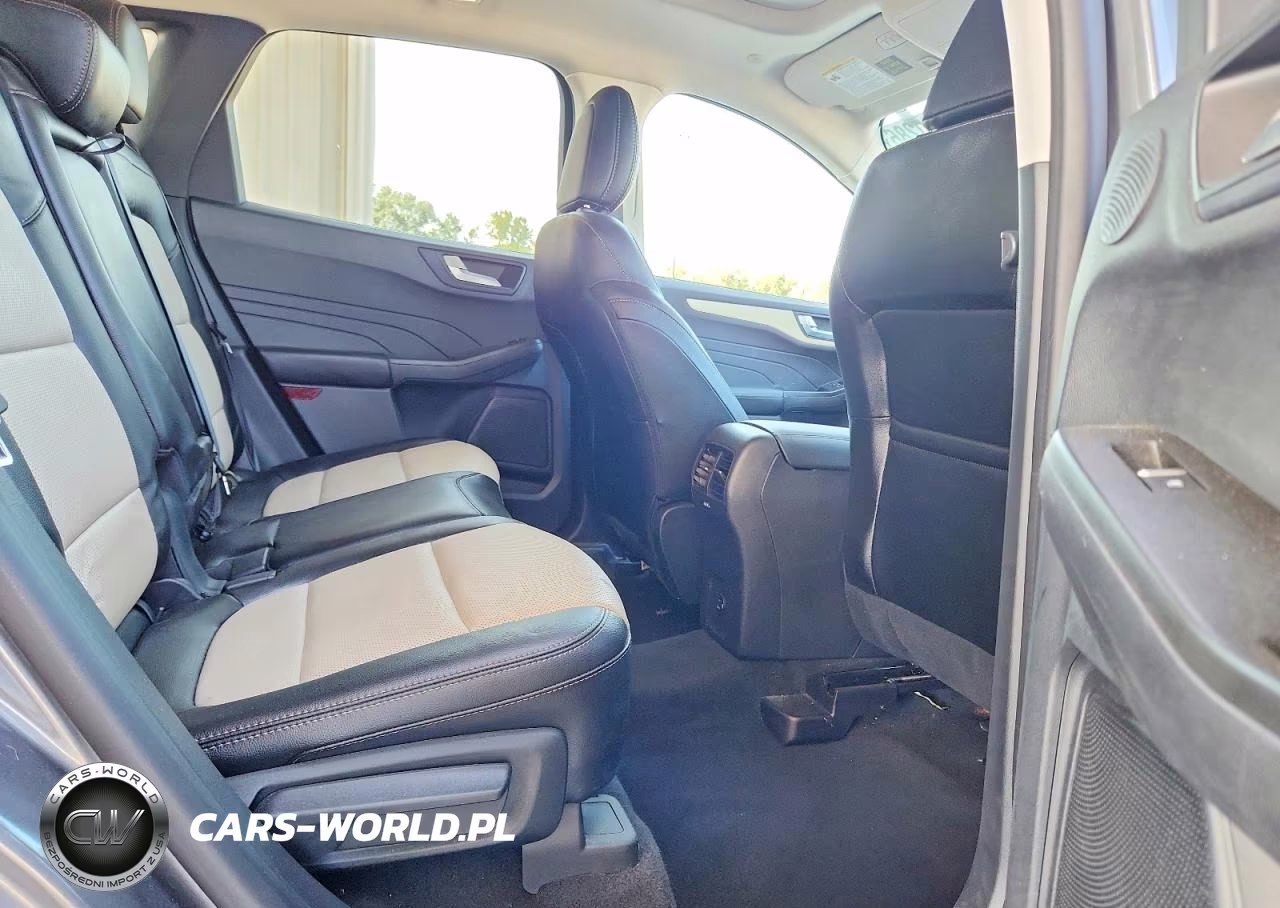 2021 Ford Escape Titanium VIN:1FMCU9DZ1MUA36790 - 10