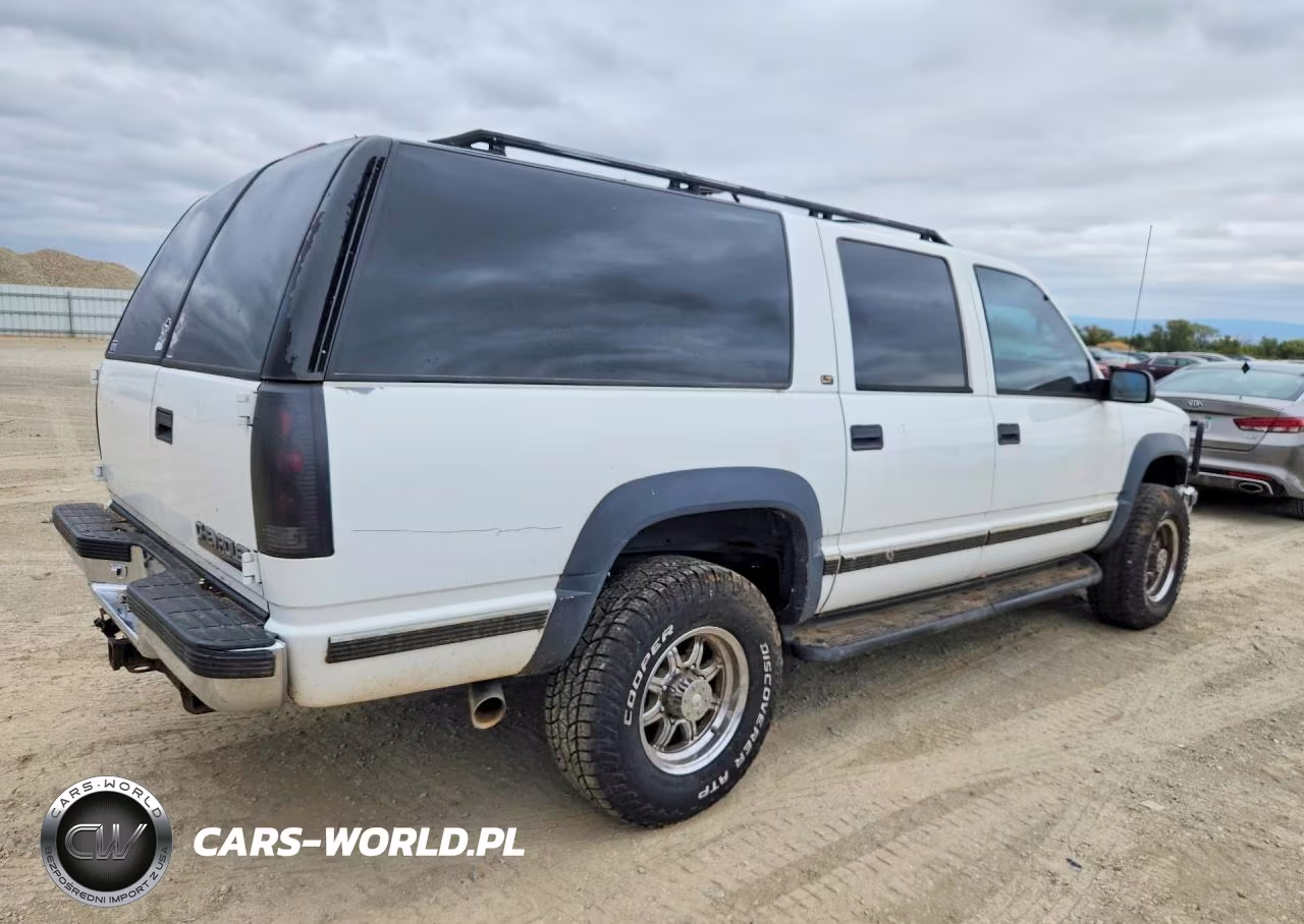 1999 Chevrolet Suburban K2500 VIN:1GNGK26J5XJ489687 - 3