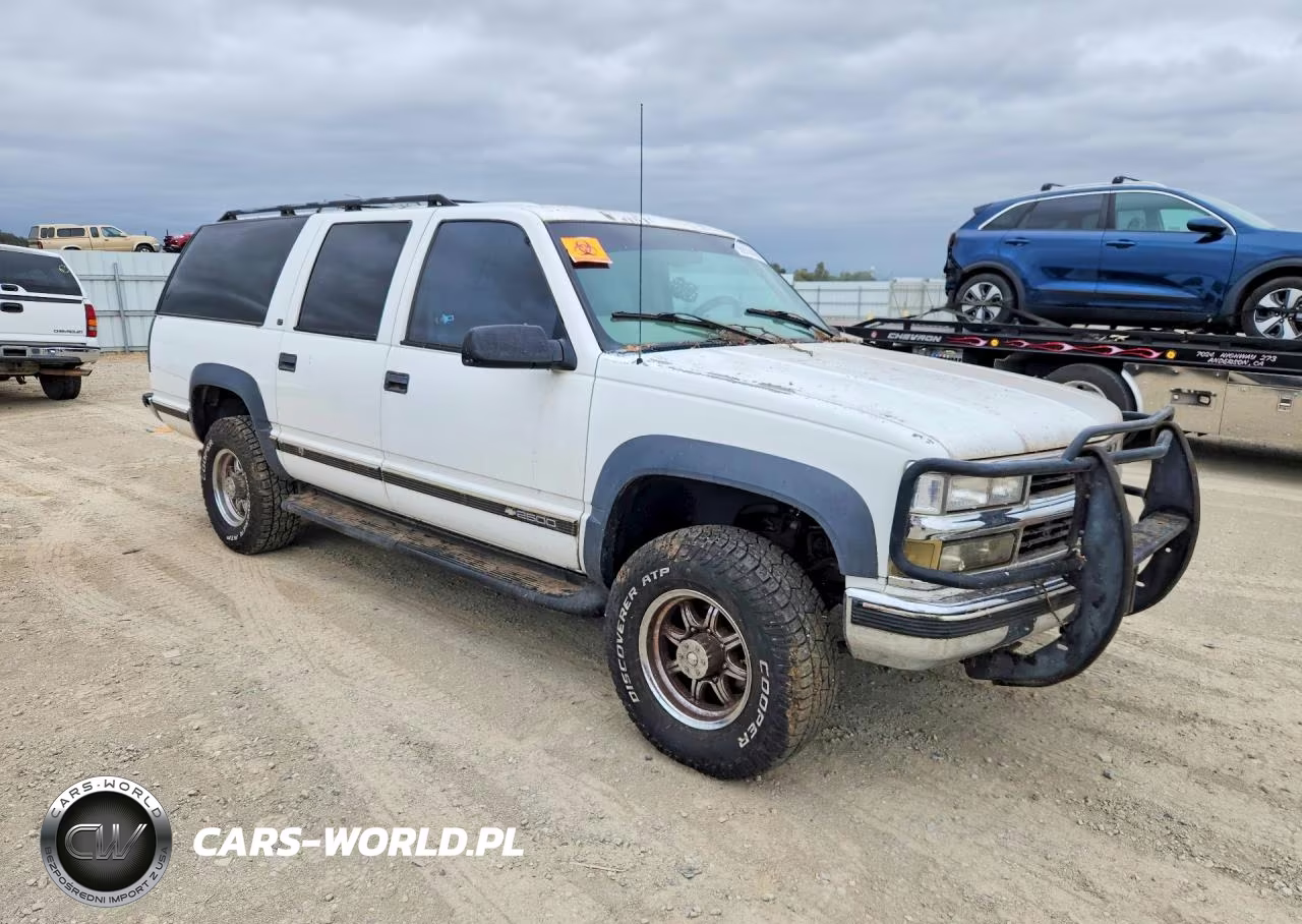 1999 Chevrolet Suburban K2500 VIN:1GNGK26J5XJ489687 - 4