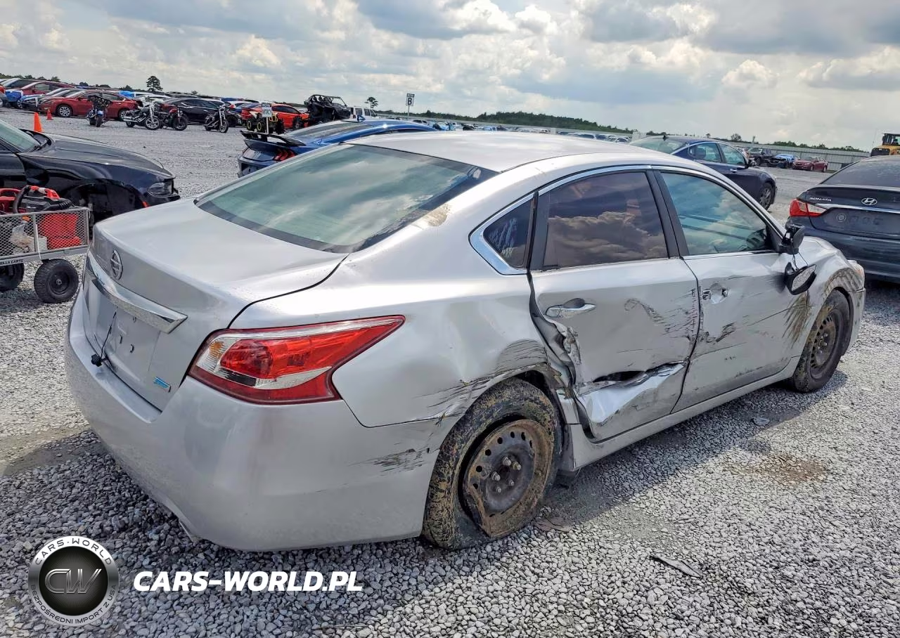 2013 Nissan Altima 2.5 VIN:1N4AL3AP2DC283942 - 3