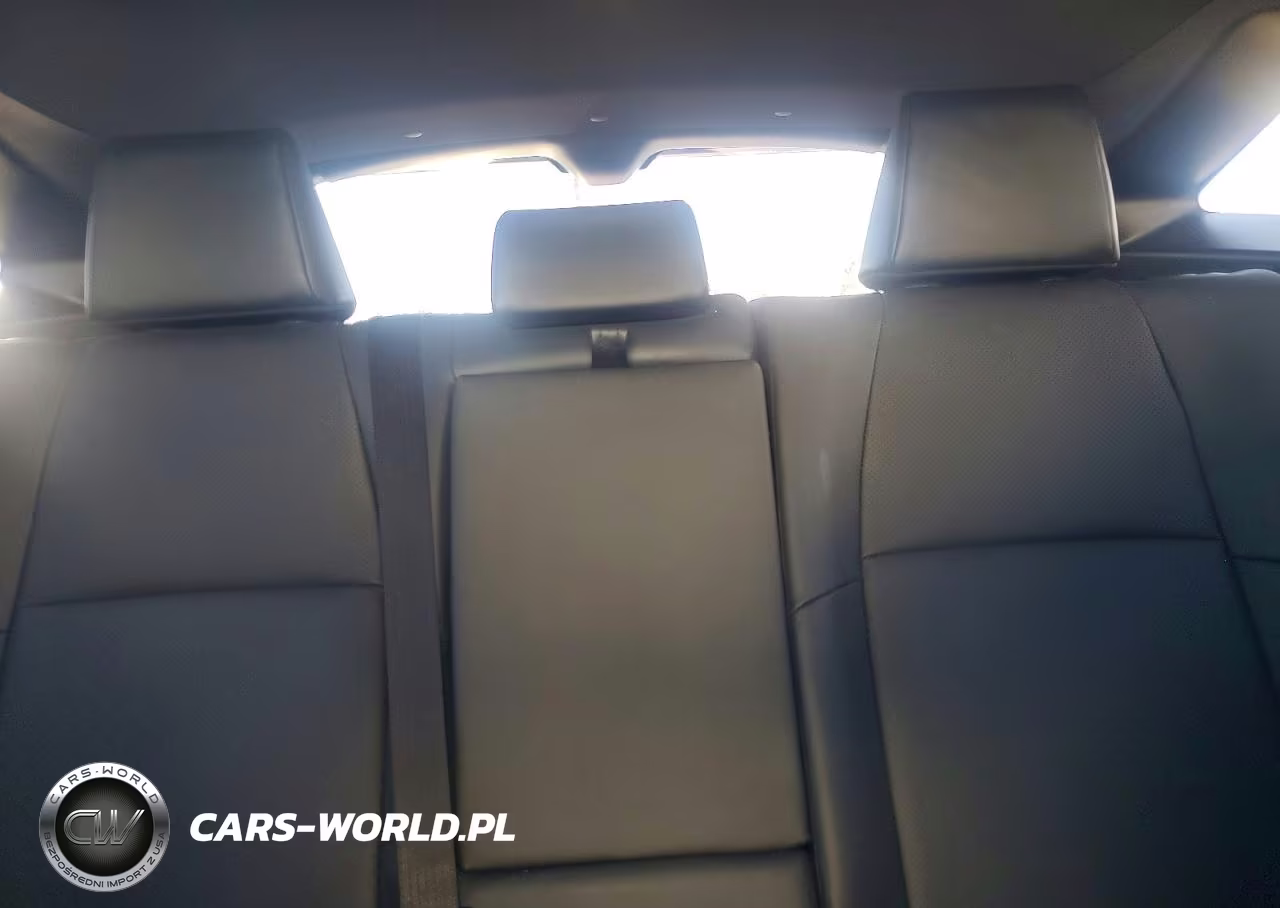 2024 Toyota Venza Limited VIN:JTEAAAAHXRJ180151 - 10