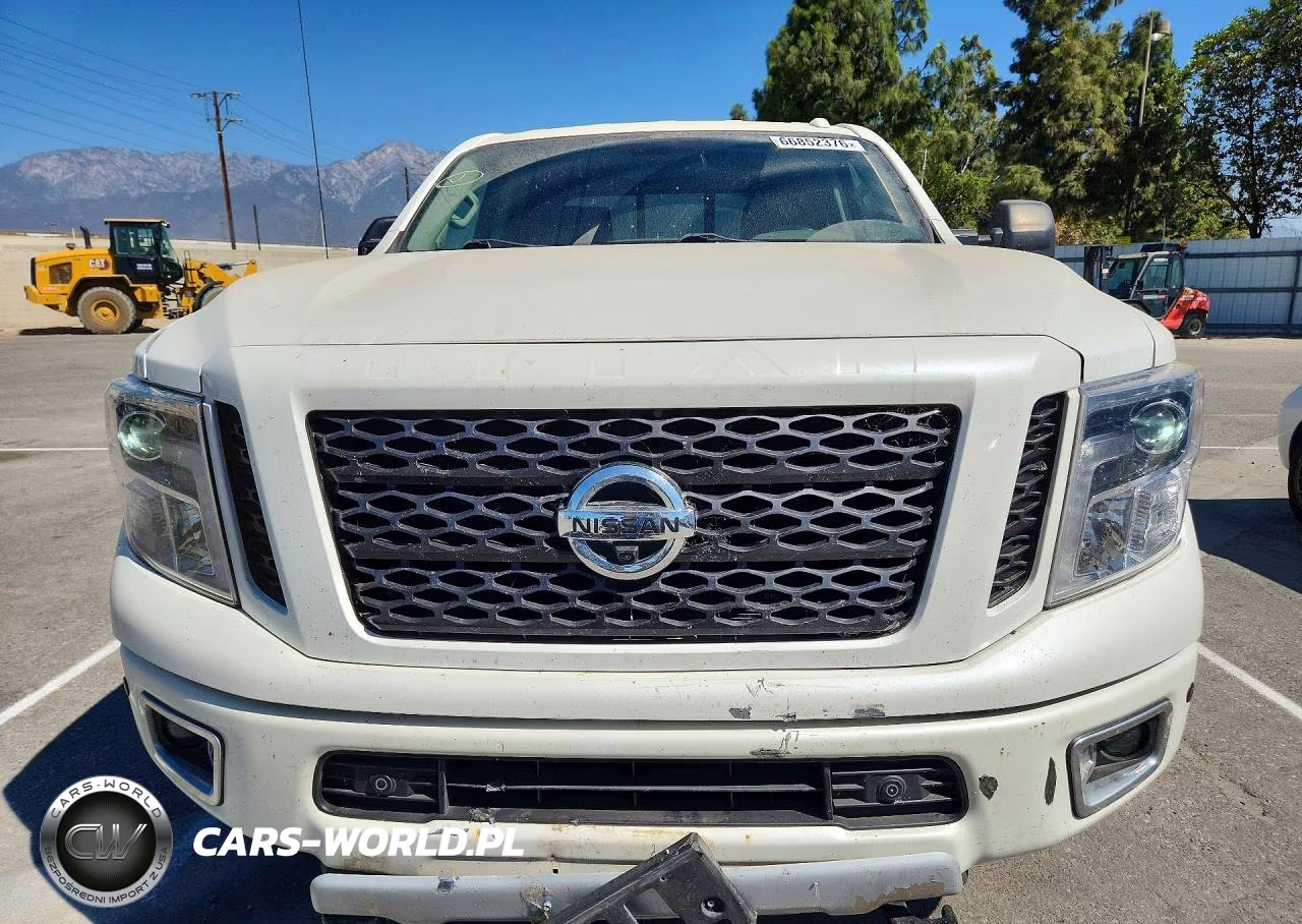 2019 Nissan Titan Xd Pro-4X VIN:1N6BA1F47KN506563 - 5
